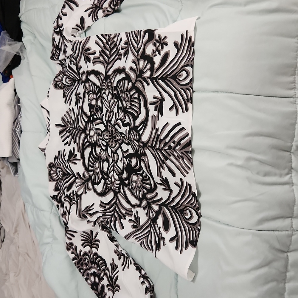 Large Shein blouse - Picture 6 of 6